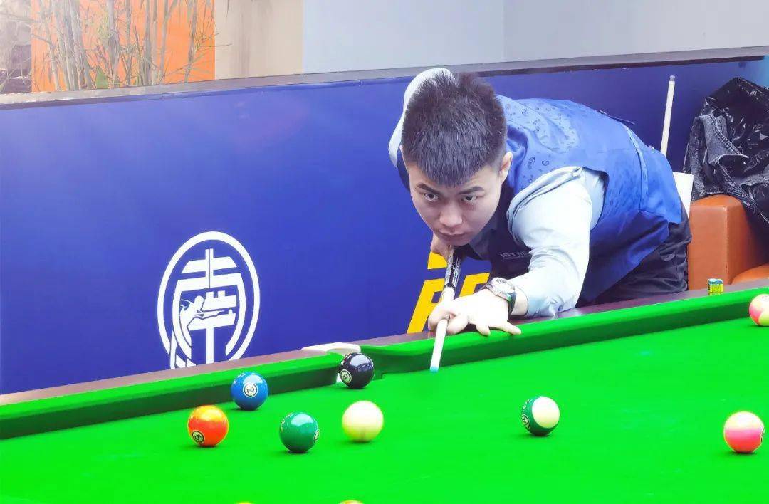 了激烈的讨 了激烈的讨