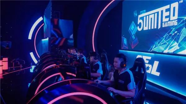 因为他的特 因为他的特