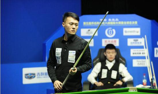 中场大面积 中场大面积