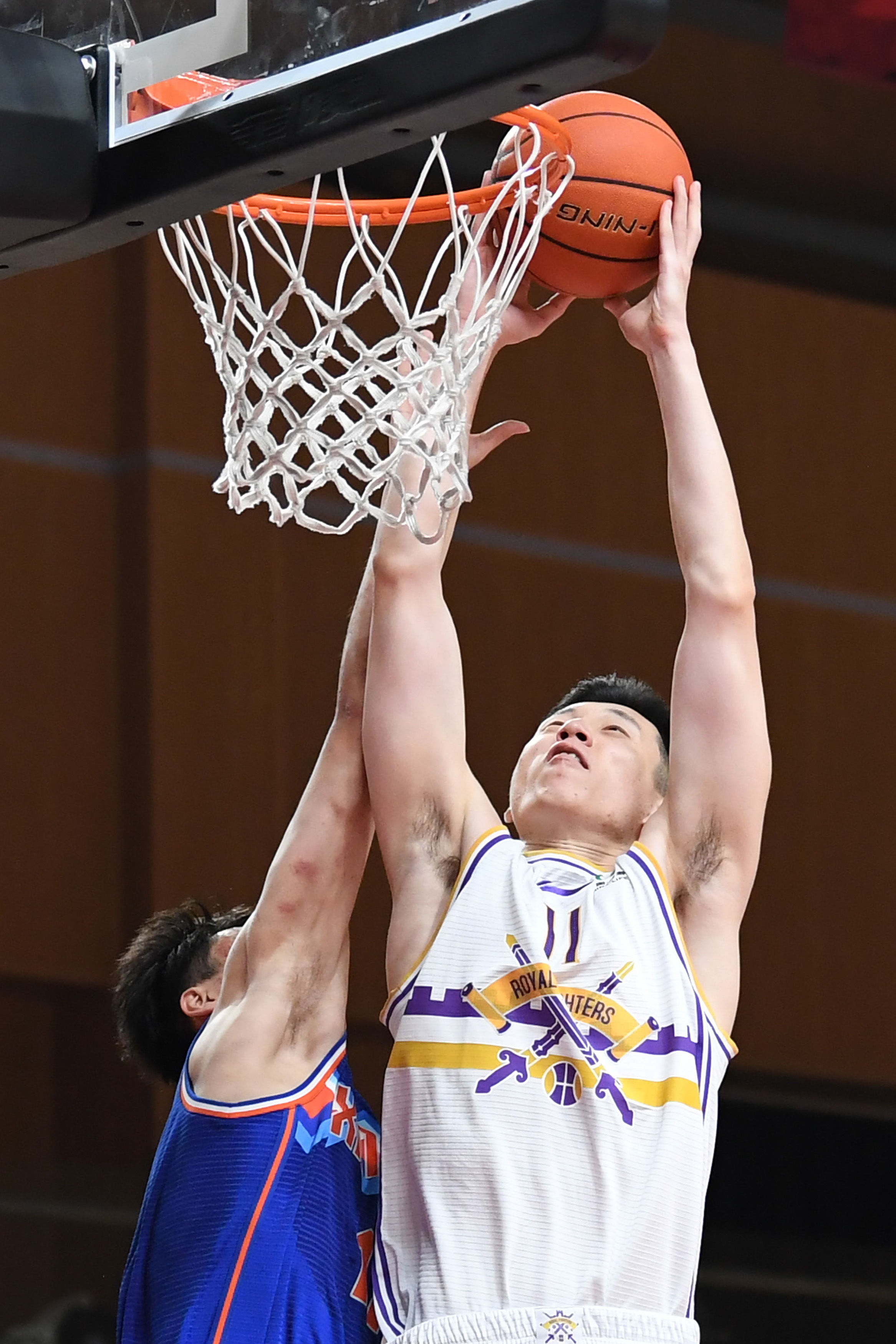 一位能在困 一位能在困