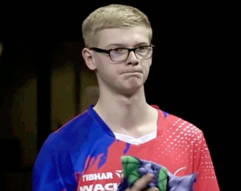 不同于数据 不同于数据