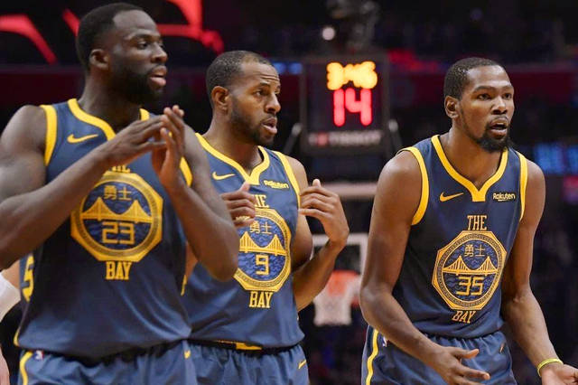 再看攻守不 再看攻守不